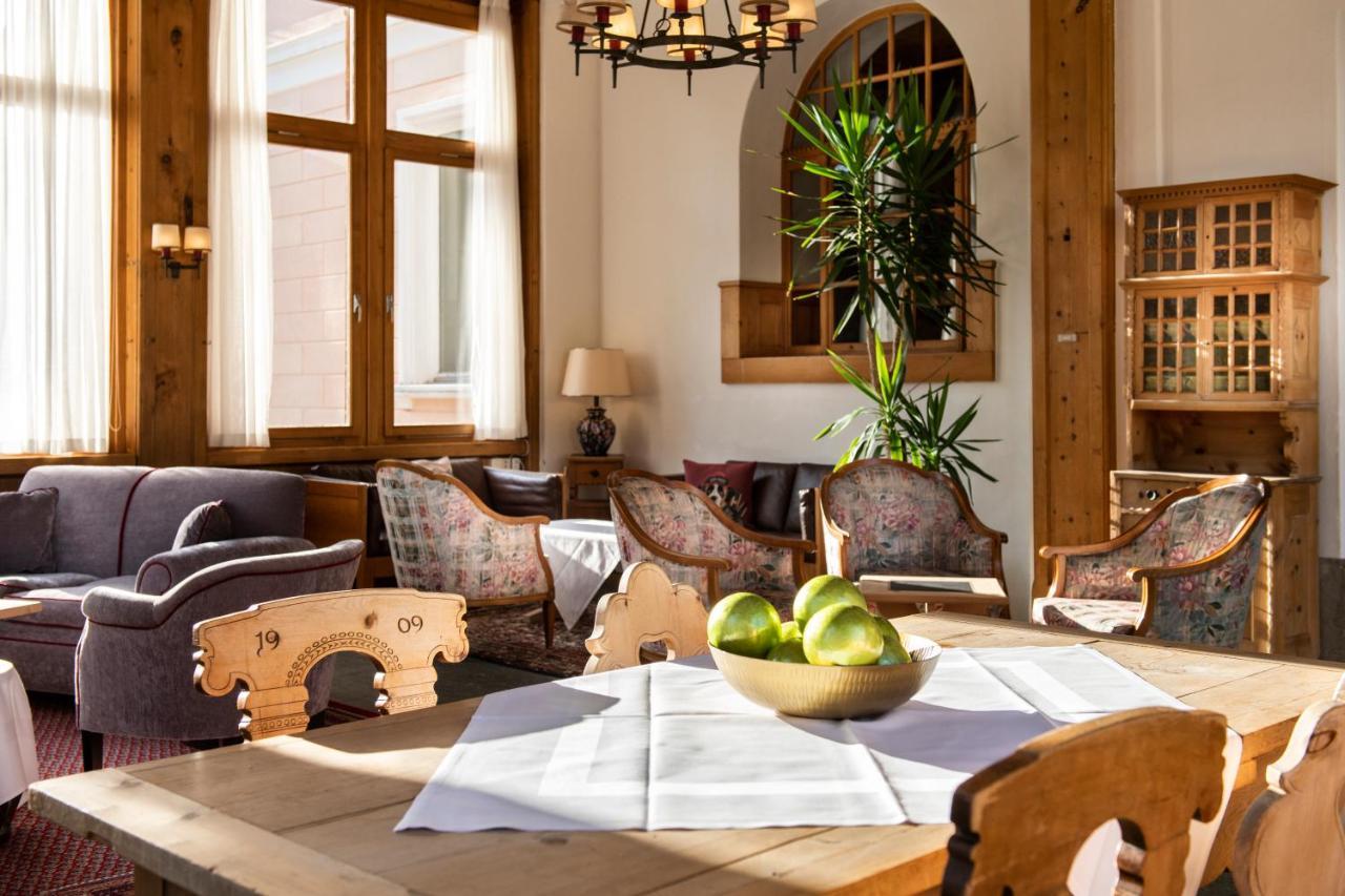 Hotel Engiadina Zuoz Εξωτερικό φωτογραφία