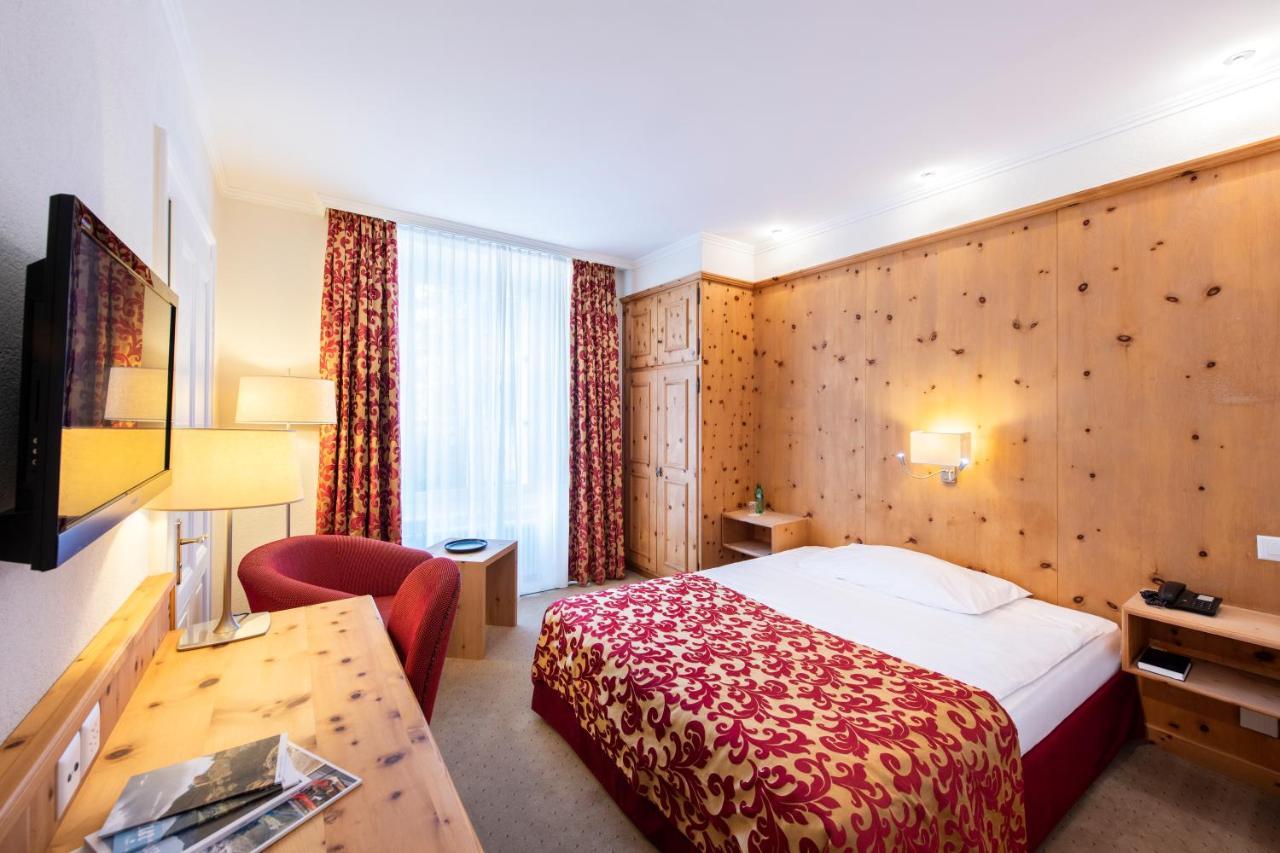 Hotel Engiadina Zuoz Εξωτερικό φωτογραφία