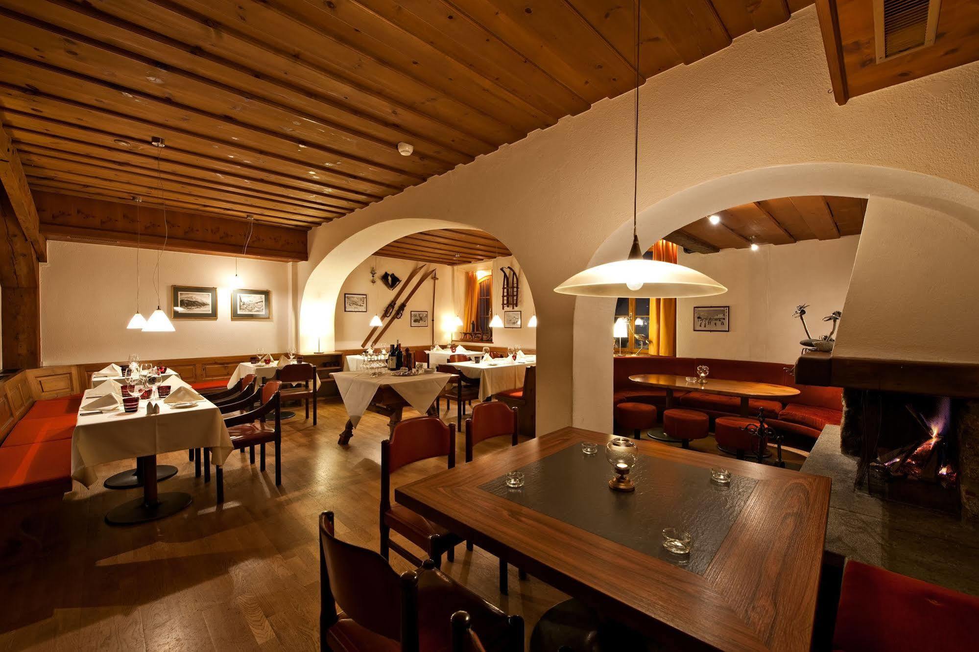Hotel Engiadina Zuoz Εξωτερικό φωτογραφία